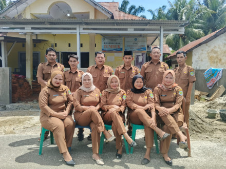 Album : perangkat Desa Tumbuk